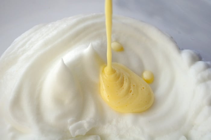 Step by Step Instructions for White Chocolate Cream Cheese Frosting