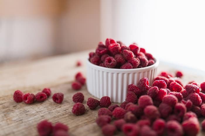 Raspberry Buttercream Frosting: Using Raspberries in Baking
