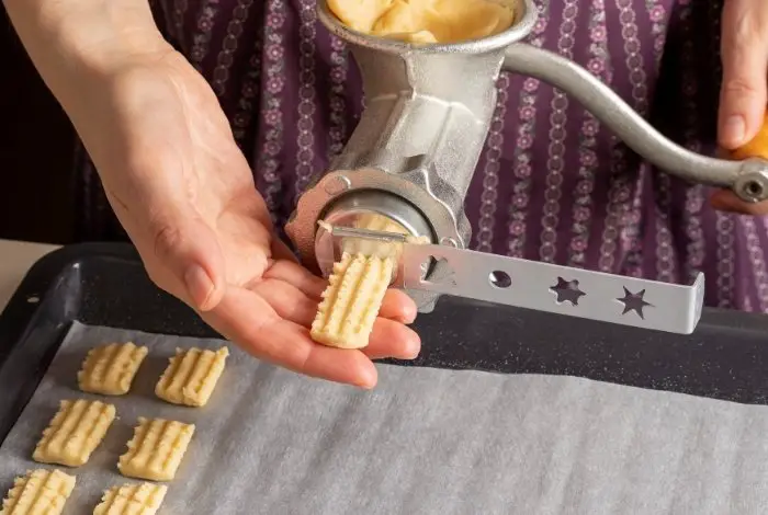 Press and Hold - Cookie Press