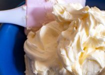 How to Make Canned Frosting Fluffier