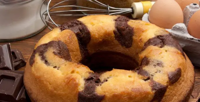 How to Store a Bundt Cake