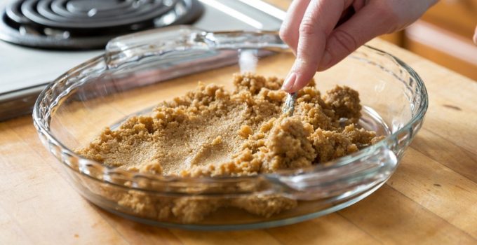 Why Graham Cracker Crust Sticks To The Pan