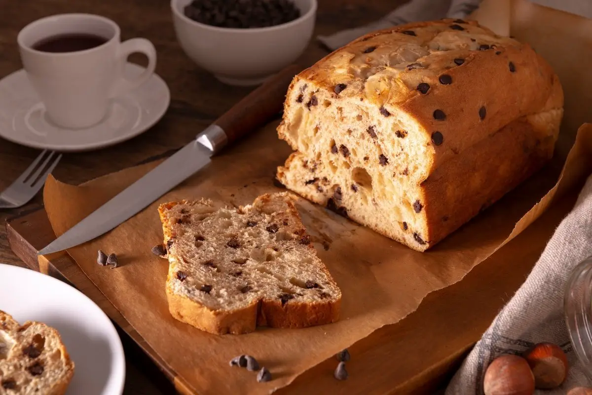 Yellow Cake With Chocolate Chips