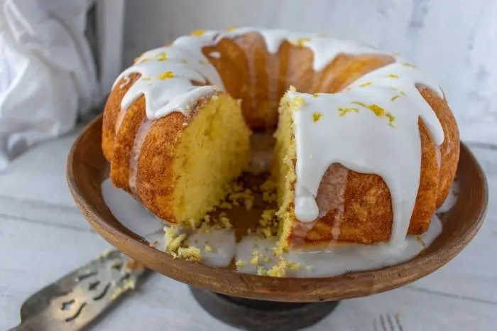 Tips and Tricks - Amazing Cake Doctor Lemon Cake