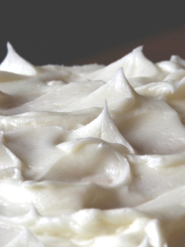 Sensational Rum Cream Cheese Frosting - Cake Decorist