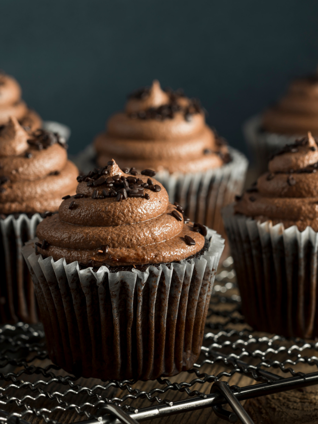 Triple Chocolate Georgetown Inspired Cupcakes with Frosting