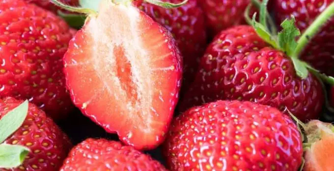 How To Sweeten Strawberries Without Sugar