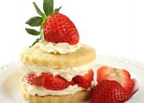 Easy Strawberry Shortcake Recipe with Angel Food Cake