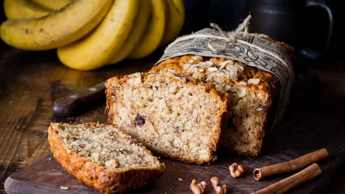 The Quickest and Easiest Banana Bread With Cake Mix and Pudding