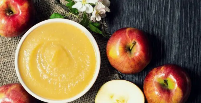 How To Thicken Applesauce - 4 Effective and Easy Ways