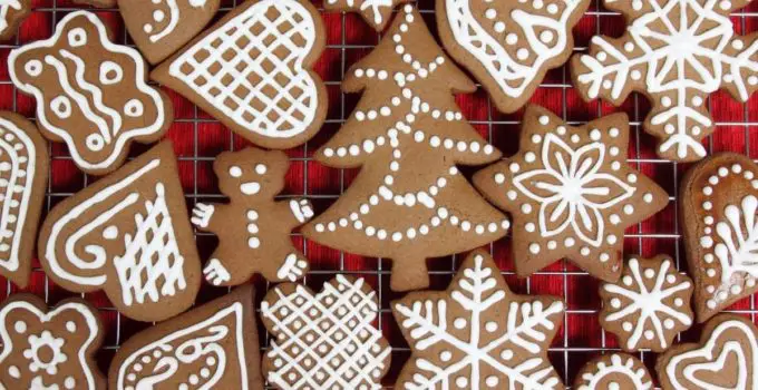 The Easiest and Most Delicious Gingerbread Cookie Mixes