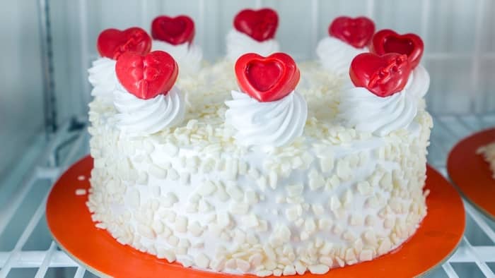 how to preserve a wedding cake