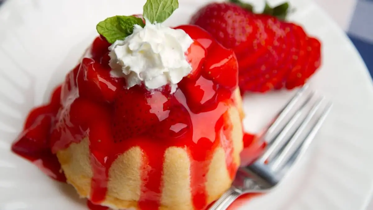 Easy Strawberry Shortcake Recipe With Cake Mix