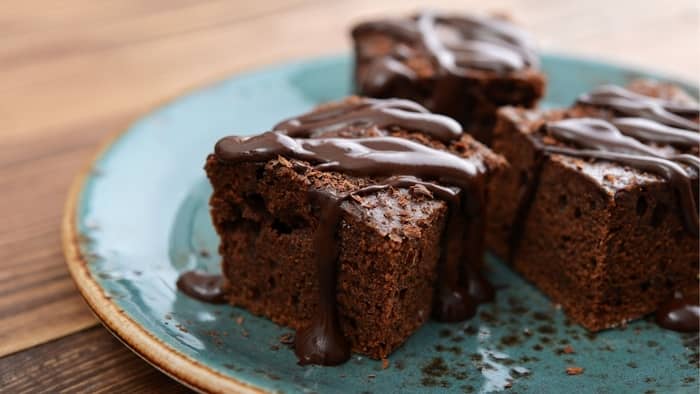 how to keep brownies moist