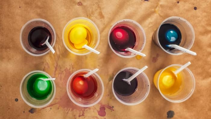 make brown with food coloring