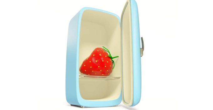 How Long Do Strawberries Last In The Fridge? Ultimate Guide