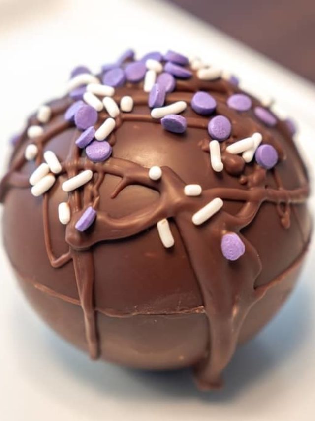 Want To Try A Hot Chocolate Bomb?- Places To Find It