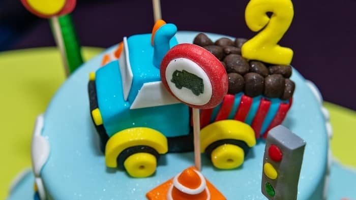 how to make monster truck birthday cake