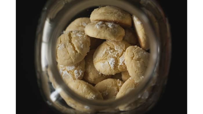 How long do sugar cookies stay fresh