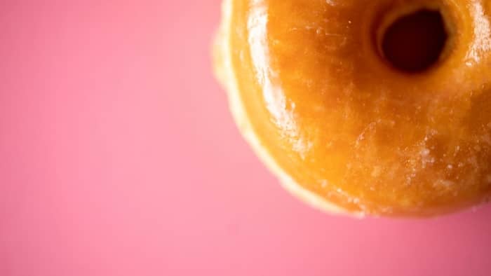 calories in glazed donut