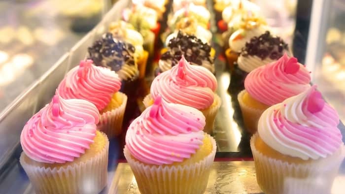 store cupcakes in fridge or room temperature