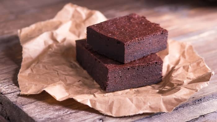 Can eating undercooked brownies make you sick