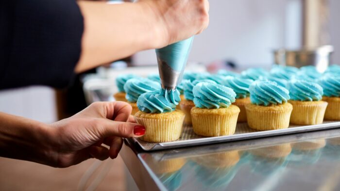 ice cupcakes without piping bag	