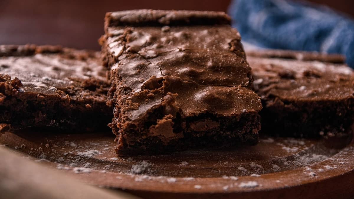 How To Reheat Brownies - 4 Effective And Quick Methods