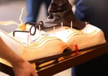 Cakes That Look Like Books - 5 Best Ways To Write On Cakes