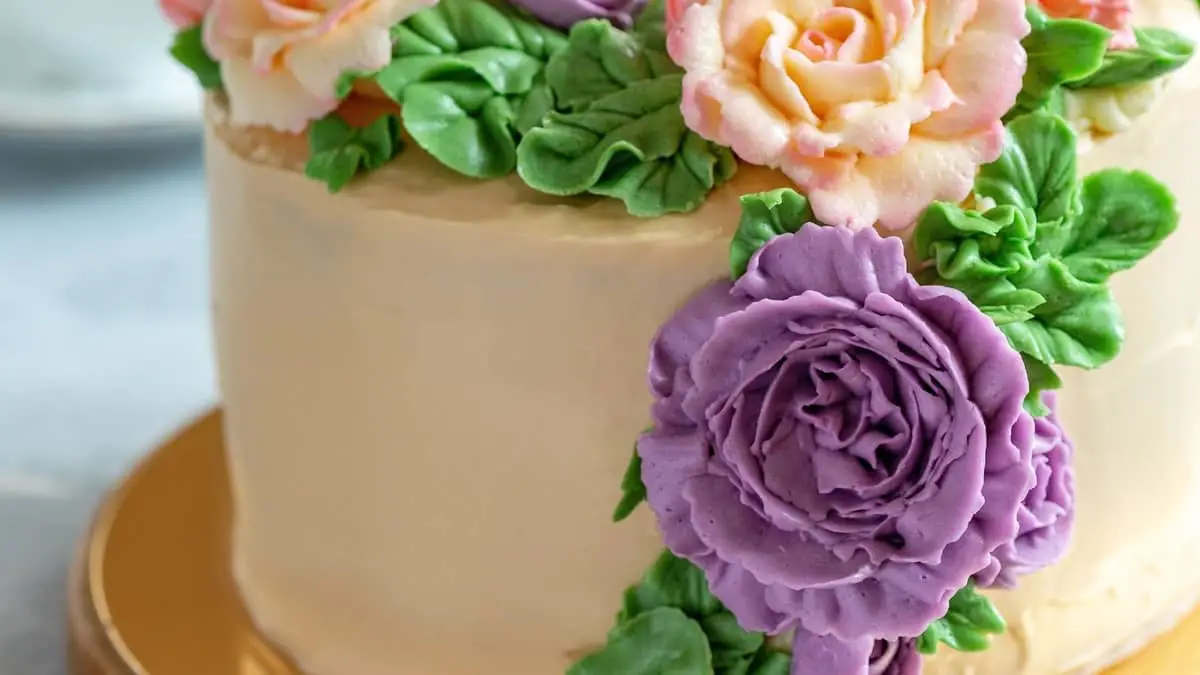 How To Fix Grainy Buttercream Frosting - 5 Effective Fixes