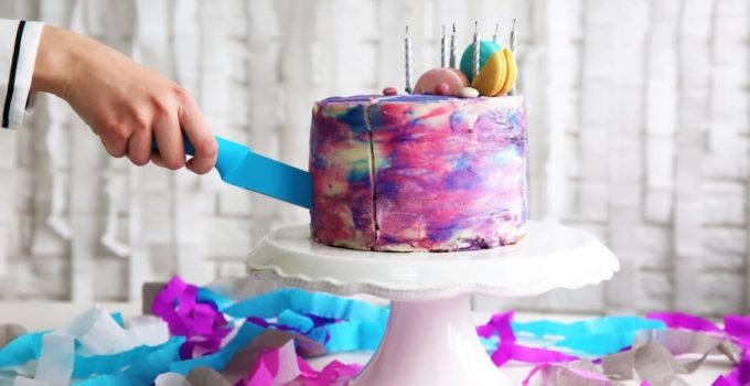 How To Make A Tie-Dye Cake - An Easy Psychedelic Pattern
