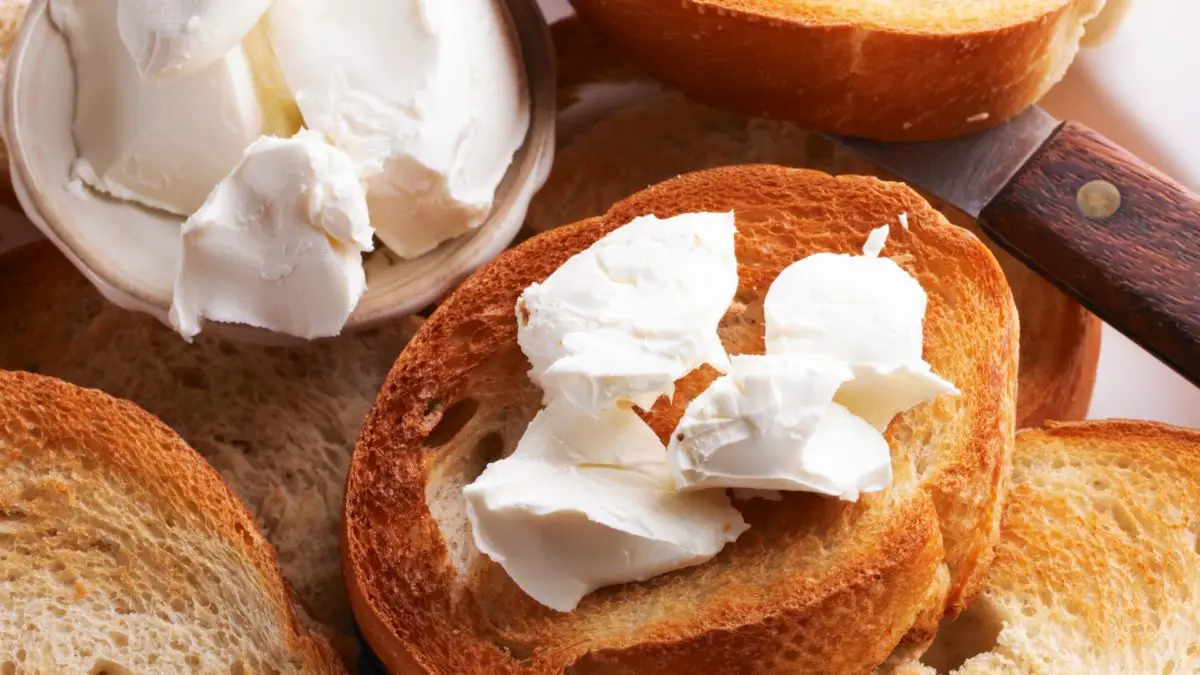 How Long Can Cream Cheese Stay Out