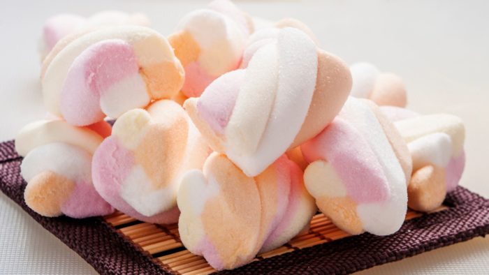 How many marshmallows are in a 250-gram bag