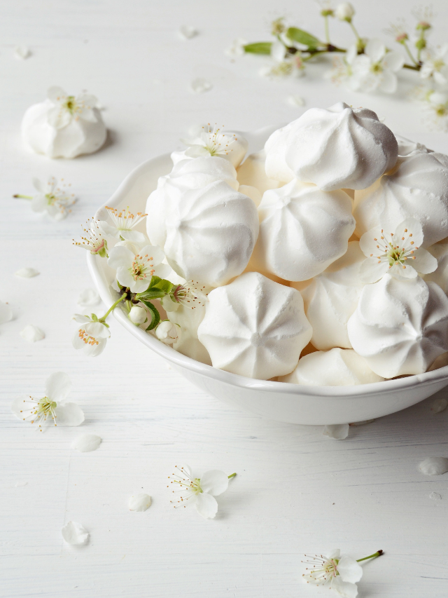 Different Types Of Meringue And Which Are Safe To Eat