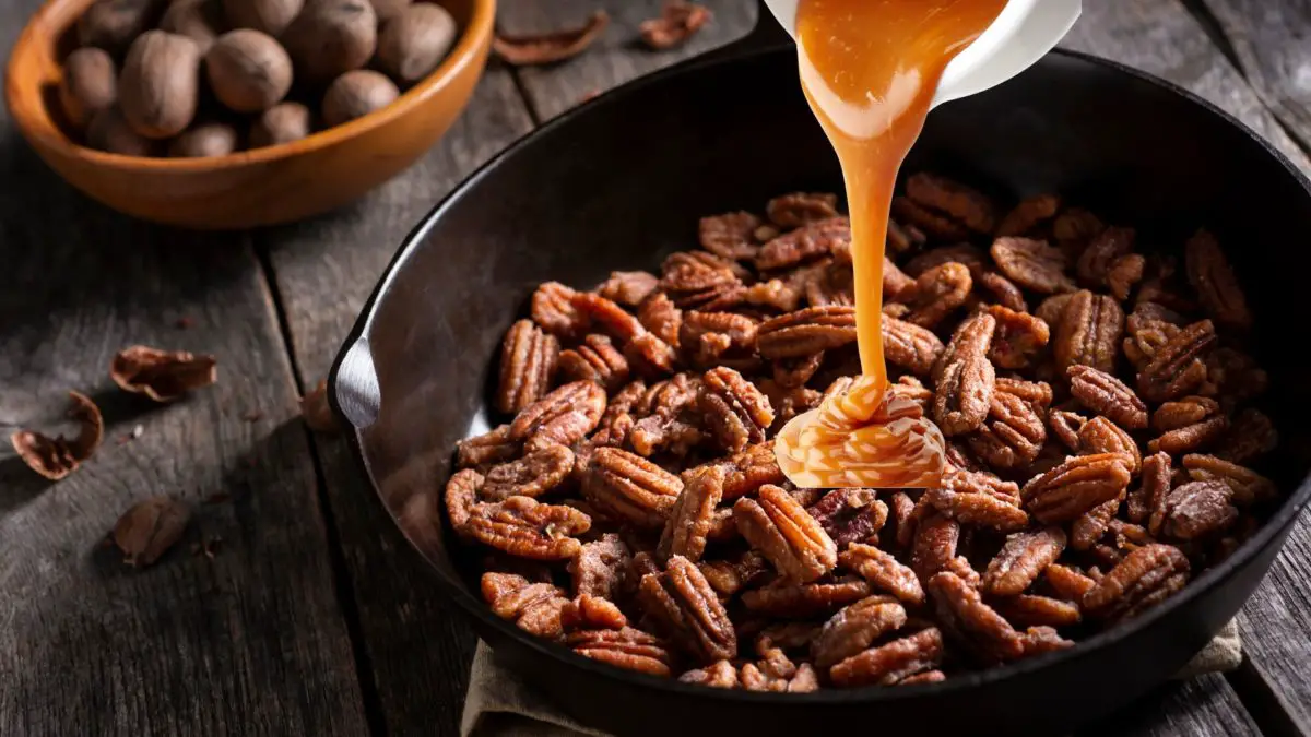 Easy and Crunchy Butter Toffee Pecans Recipe In 20 Minutes