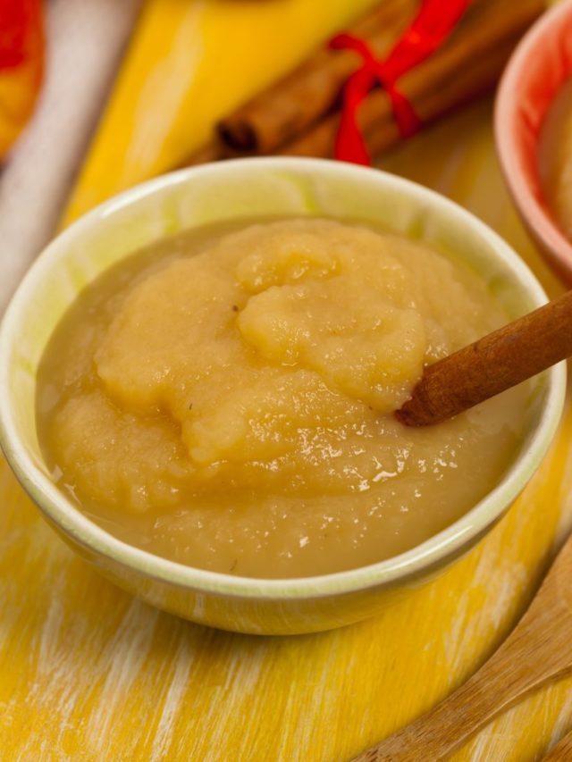 3 Easy Methods To Homemade Applesauce- Without A Food Mill