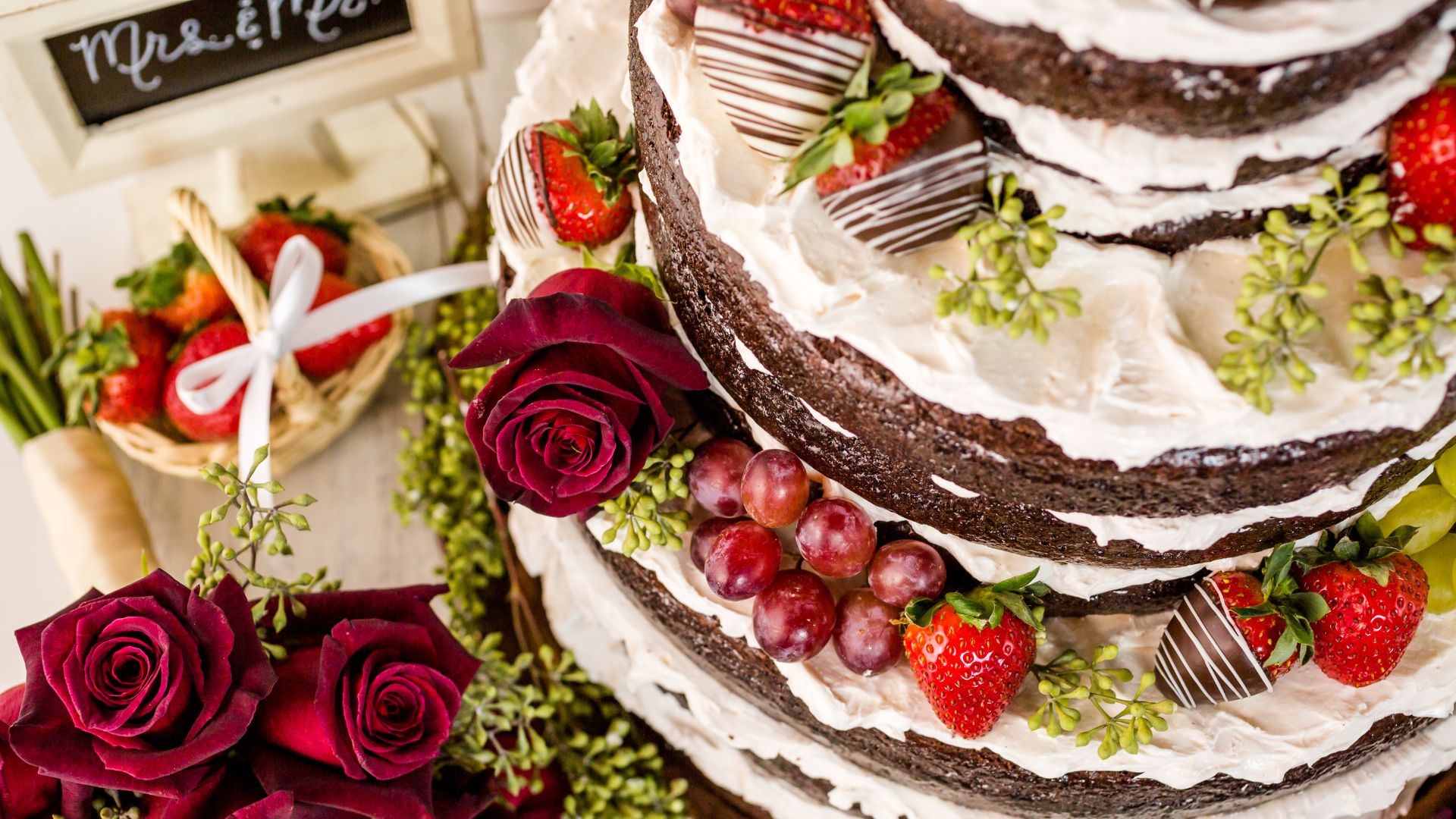 Idéias simples de bolo de casamento sem fondant - 4 opções fantásticas